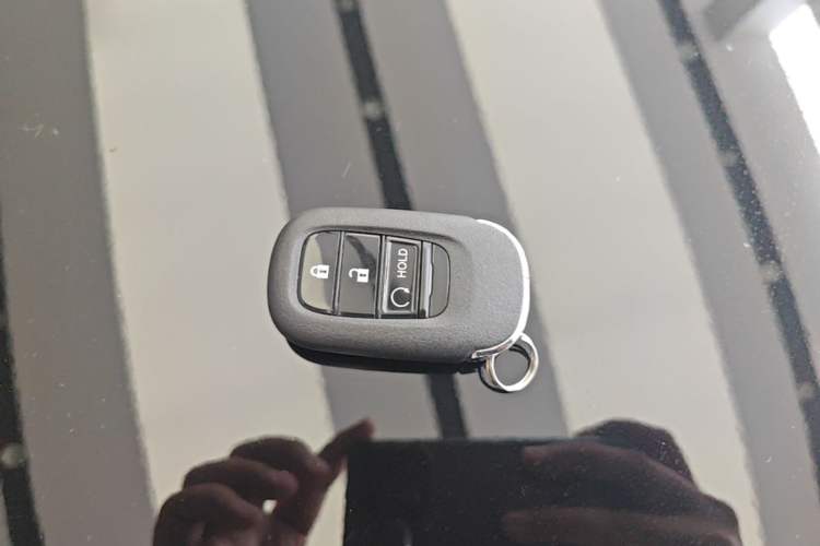 Used Honda CR-V 2026 Model—Global 30-Year Glory Edition 2.0L e:HEV Two-Wheel-Drive Smart Comfort Version Vehicle Key