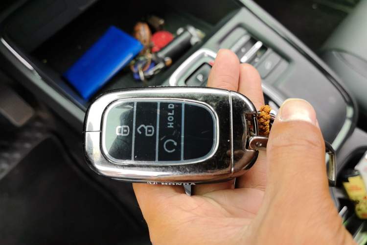 Used Honda CR-V 2026 Model—Global 30-Year Glory Edition 2.0L e:HEV Two-Wheel-Drive Smart Comfort Version Vehicle Key