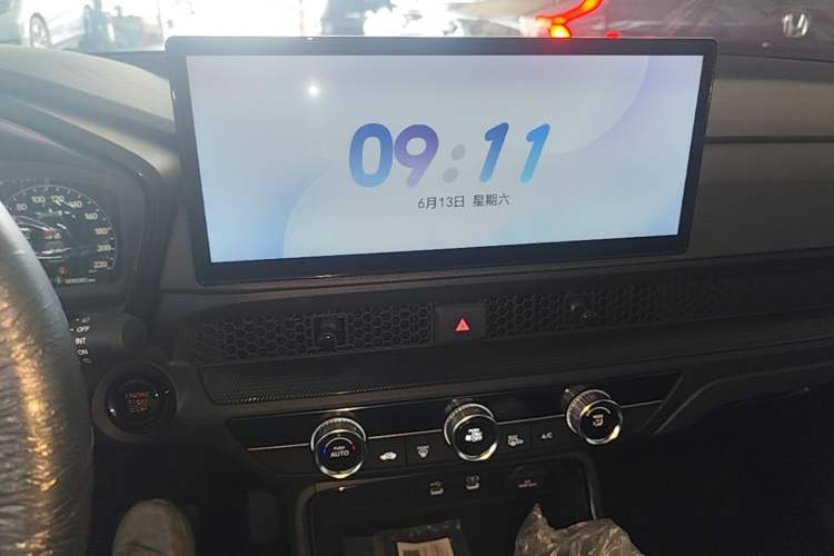 Used Honda CR-V 2026 Global 30th Anniversary Model 240TURBO Two-Wheel-Drive Fashion 5-Seater Edition Audio And AC Panel