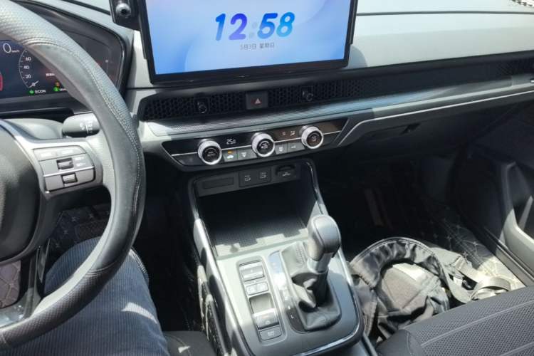Used Honda CR-V 2026 Model—Global 30-Year Glory Edition 240TURBO Two-Wheel-Drive Dynamic Version Audio And AC Panel