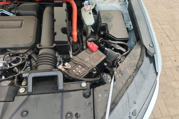 Used Honda CR-V 2026 Model—Global 30-Year Glory Edition 2.0L e:HEV Two-Wheel-Drive Smart Enjoyment Version Engine Bay Left