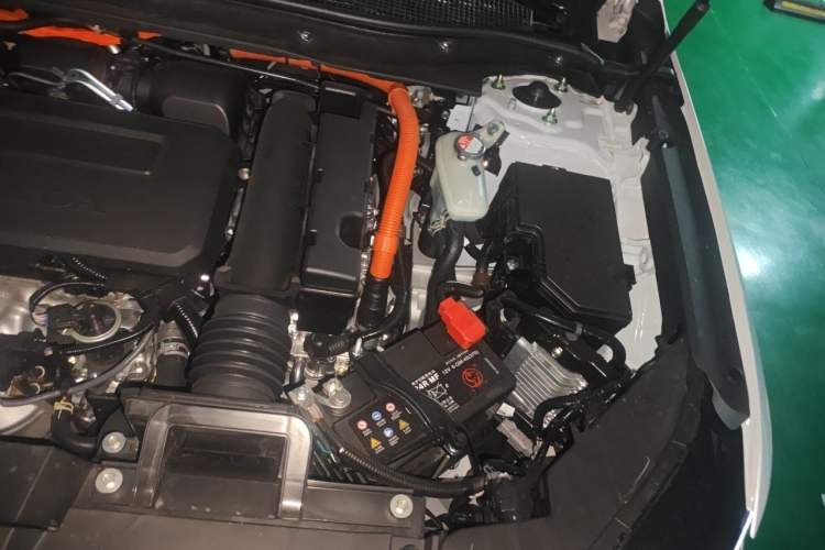 Used Honda CR-V 2026 Global 30th Anniversary Model 2.0L e:HEV All-Wheel-Drive Smart Enjoyment Edition Engine Bay Left