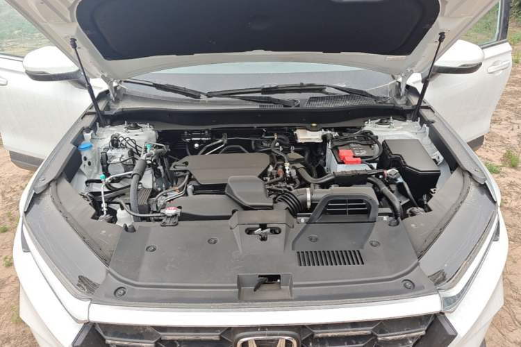 Used Honda CR-V 2026 Model—Global 30-Year Glory Edition 240TURBO Two-Wheel-Drive Dynamic Version Engine Bay