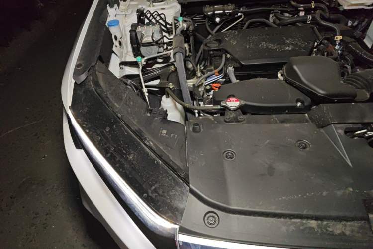 Used Honda CR-V 2026 Global 30th Anniversary Model 240TURBO Two-Wheel-Drive Fashion 5-Seater Edition Engine Bay Right