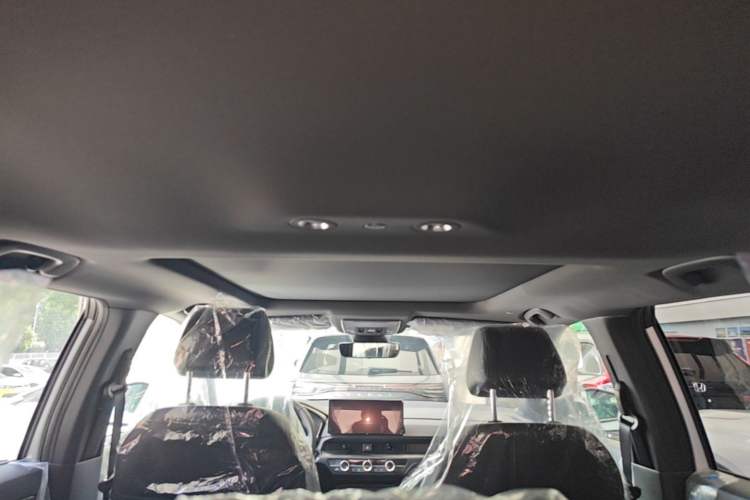 Used Honda CR-V 2026 Model—Global 30-Year Glory Edition 2.0L e:HEV Two-Wheel-Drive Smart Comfort Version Headliner