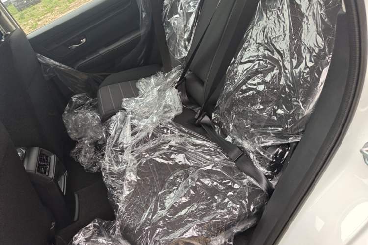 Used Honda CR-V 2026 Model—Global 30-Year Glory Edition 240TURBO Two-Wheel-Drive Dynamic Version Left Rear Seat