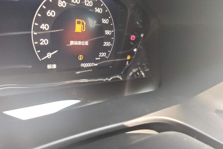 Used Honda CR-V 2026 Model—Global 30-Year Glory Edition 240TURBO Two-Wheel-Drive Dynamic Version Odometer Close Up
