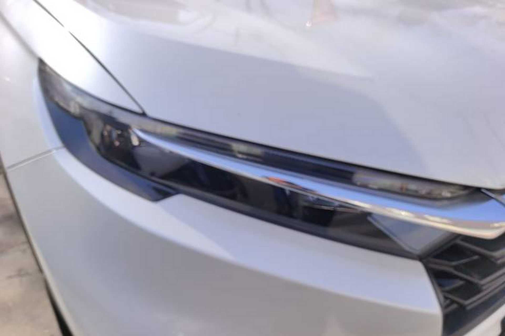 Used Honda CR-V 2026 Model—Global 30-Year Glory Edition 240TURBO Two-Wheel-Drive Dynamic Version Right Front Headlight