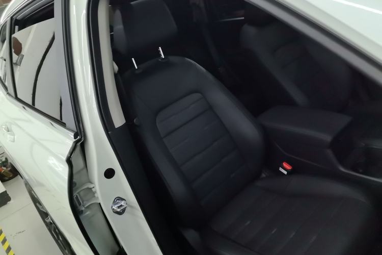 Used Honda CR-V 2026 Global 30th Anniversary Model 240TURBO Two-Wheel-Drive Fashion 5-Seater Edition Right Front Seat