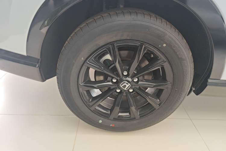 Used Honda CR-V 2026 Model—Global 30-Year Glory Edition 2.0L e:HEV Two-Wheel-Drive Smart Comfort Version Right Rear Wheel Hub