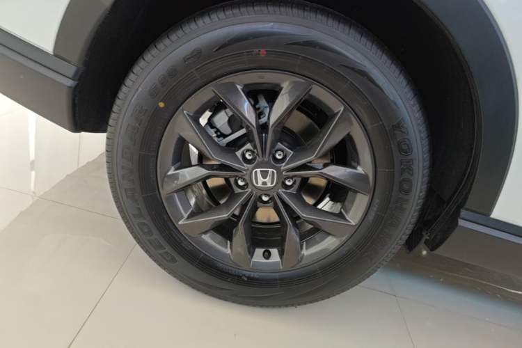 Used Honda CR-V 2026 Model—Global 30-Year Glory Edition 240TURBO Two-Wheel-Drive Dynamic Version Right Rear Wheel Hub