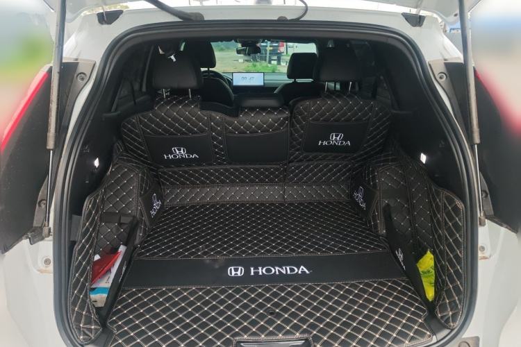 Used Honda CR-V 2026 Model—Global 30-Year Glory Edition 2.0L e:HEV Two-Wheel-Drive Smart Enjoyment Version Trunk