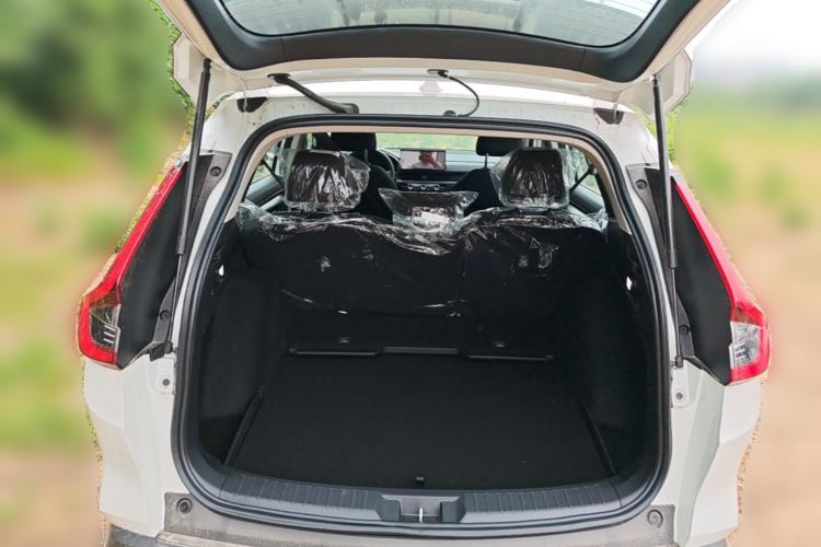 Used Honda CR-V 2026 Model—Global 30-Year Glory Edition 240TURBO Two-Wheel-Drive Dynamic Version Trunk
