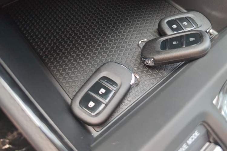 Used Honda CR-V 2026 Model—Global 30-Year Glory Edition 240TURBO Two-Wheel-Drive Dynamic Version Vehicle Key