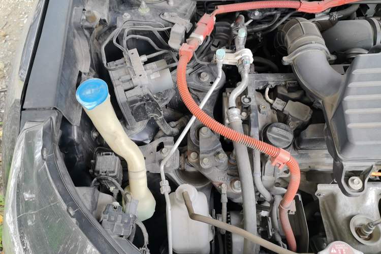Used Honda CR-V New Energy 2021 Rui Hybrid e+ 2.0L Zhiya Edition Engine Bay Right