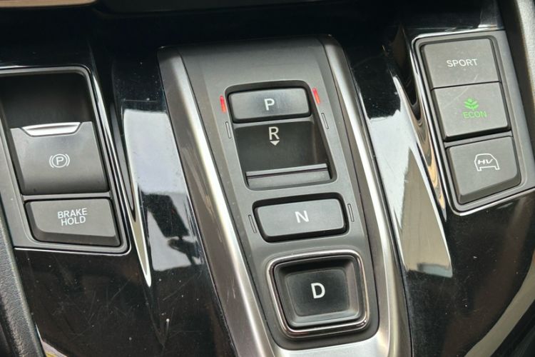 Used Honda CR-V New Energy 2021 Rui Hybrid e+ 2.0L Zhiya Edition Gear Lever