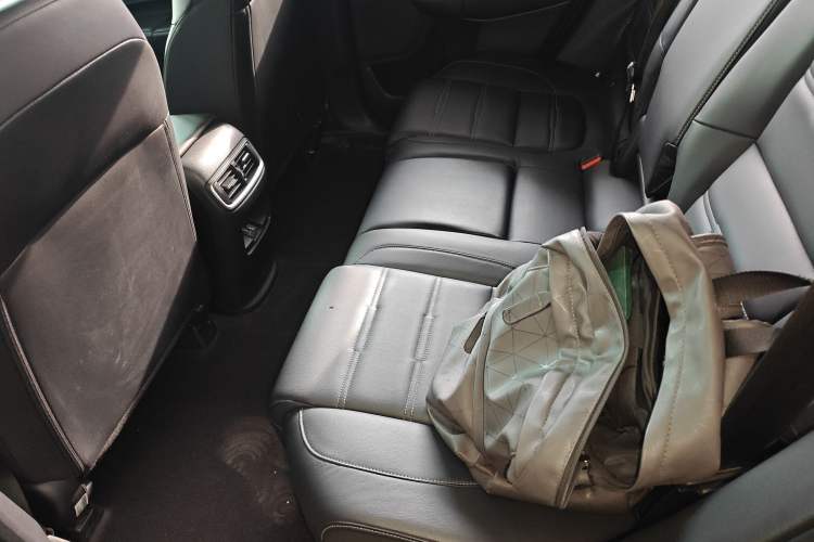 Used Honda CR-V New Energy 2021 Rui·Hybrid e+ 2.0L Intelligent Edition Left Rear Seat
