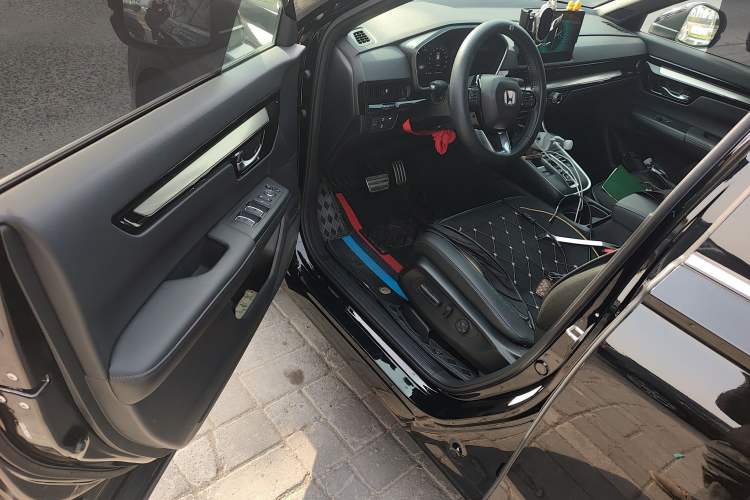 Used Honda CR-V New Energy 2023 2.0L ePHEV Luxury Edition Driver Seat
