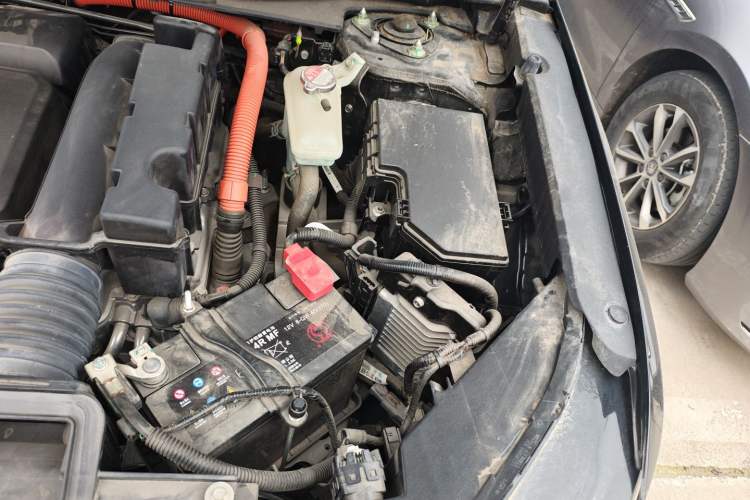 Used Honda CR-V New Energy 2023 2.0L ePHEV Luxury Edition Engine Bay Left