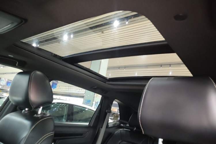 Used Honda CR-V New Energy 2023 2.0L ePHEV Flagship Edition Headliner