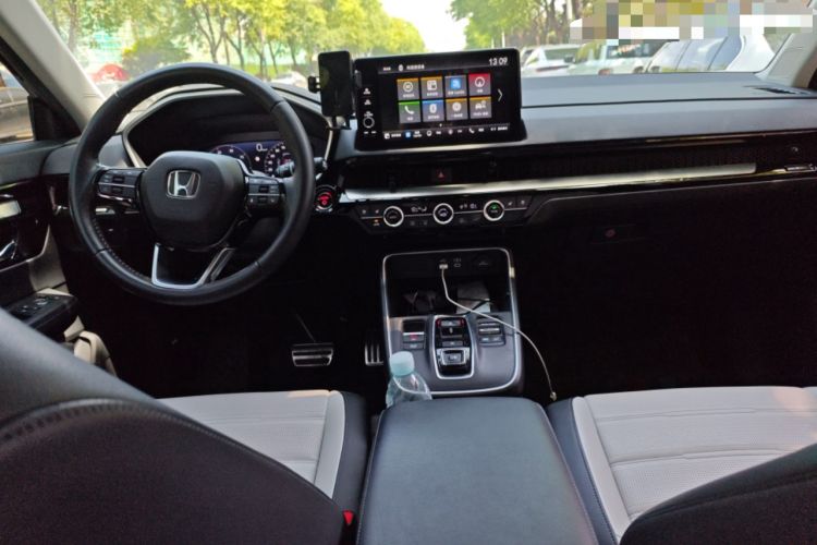 Used Honda CR-V New Energy 2023 2.0L ePHEV Luxury Edition Center Console