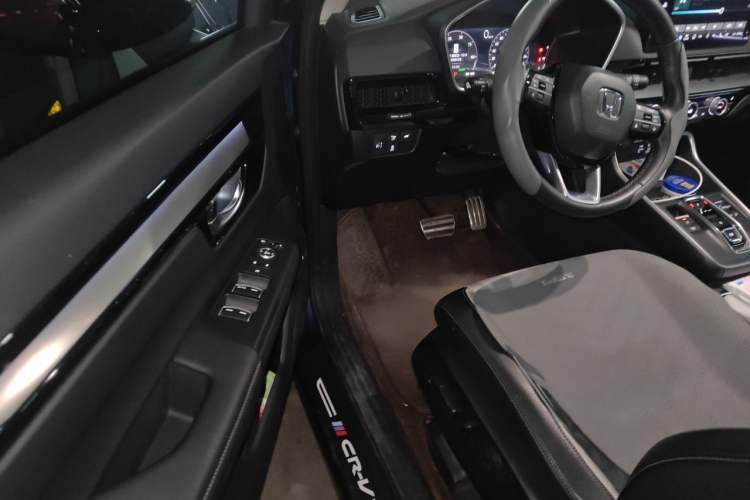 Used Honda CR-V New Energy 2023 2.0L ePHEV Luxury Edition Driver Seat