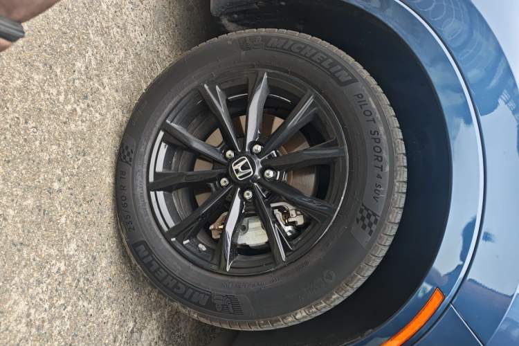 Used Honda CR-V New Energy 2023 2.0L ePHEV Luxury Edition Right Front Wheel Hub