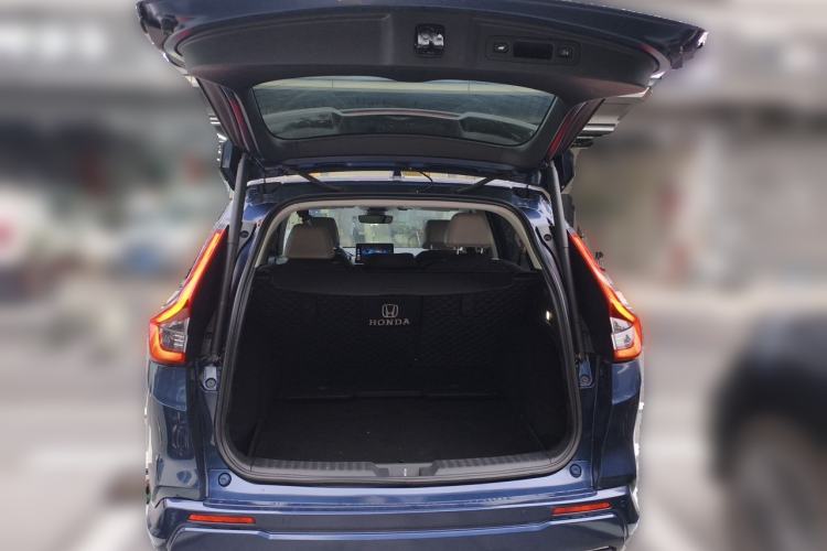Used Honda CR-V New Energy 2023 2.0L ePHEV Luxury Edition Trunk