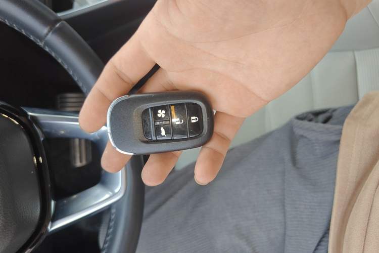 Used Honda CR-V New Energy 2023 2.0L ePHEV Luxury Edition Vehicle Key