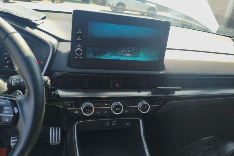 Used Honda CR-V New Energy 2023 2.0L ePHEV Luxury Edition Audio And AC Panel