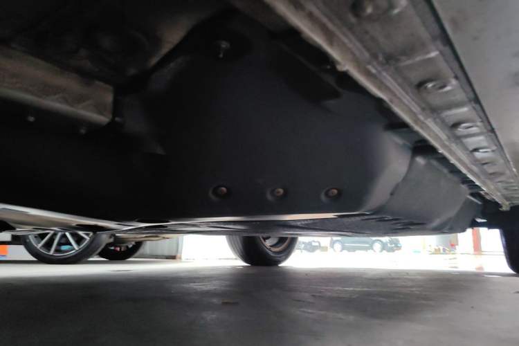 Used Honda CR-V New Energy 2023 2.0L ePHEV Luxury Edition Chassis Front Left