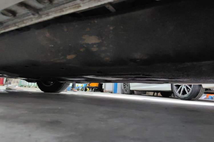 Used Honda CR-V New Energy 2023 2.0L ePHEV Luxury Edition Chassis Rear Left