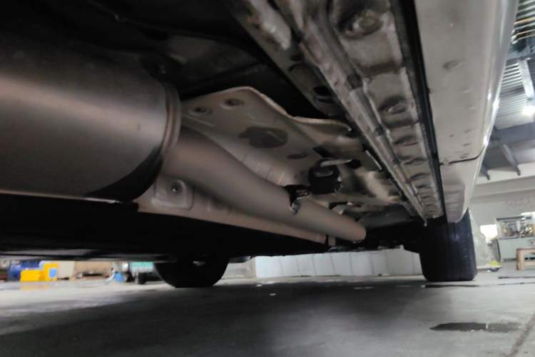 Used Honda CR-V New Energy 2023 2.0L ePHEV Luxury Edition Chassis Rear Right