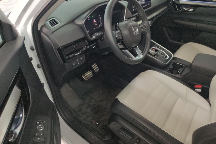 Used Honda CR-V New Energy 2023 2.0L ePHEV Luxury Edition Driver Seat
