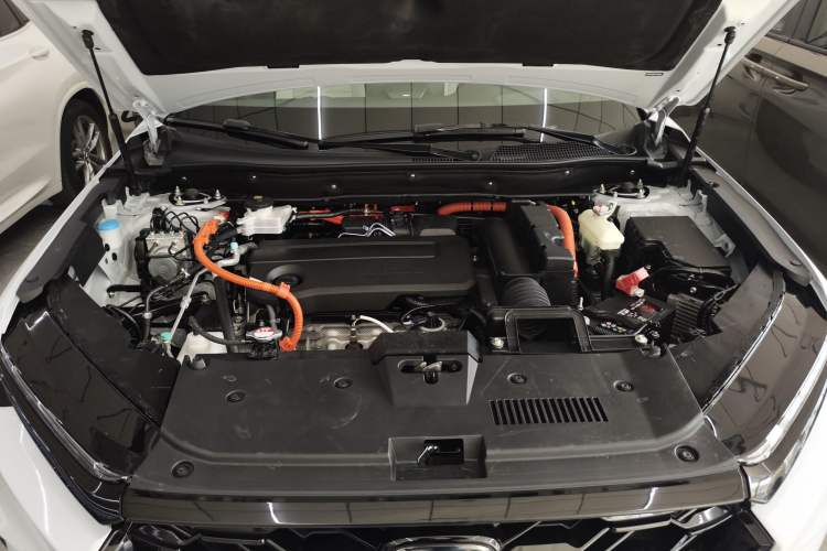 Used Honda CR-V New Energy 2023 2.0L ePHEV Flagship Edition Engine Bay