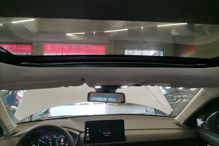 Used Honda CR-V New Energy 2023 2.0L ePHEV Flagship Edition Headliner