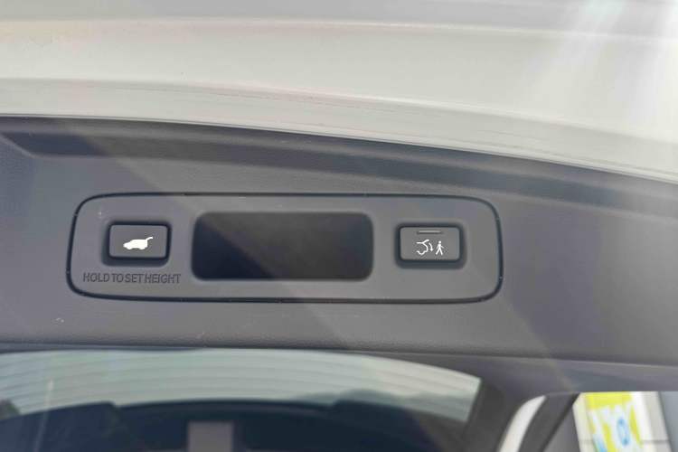 Used Honda CR-V New Energy 2023 2.0L ePHEV Flagship Edition Interior 10