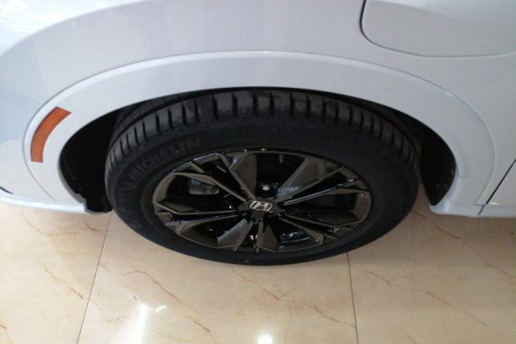 Used Honda CR-V New Energy 2023 2.0L ePHEV Flagship Edition Left Front Wheel Hub