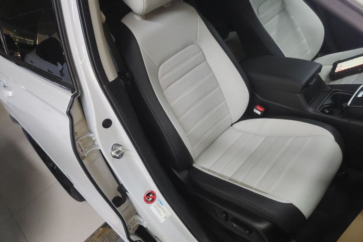Used Honda CR-V New Energy 2023 2.0L ePHEV Flagship Edition Right Front Seat