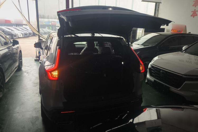 Used Honda CR-V New Energy 2023 2.0L ePHEV Flagship Edition Trunk