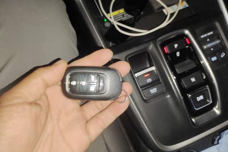 Used Honda CR-V New Energy 2023 2.0L ePHEV Luxury Edition Vehicle Key