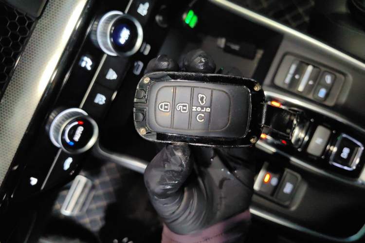 Used Honda CR-V New Energy 2023 2.0L ePHEV Luxury Edition Vehicle Key