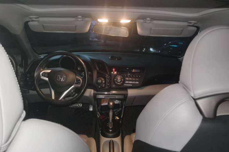 Used Honda CR-Z 2012 hybrid Center Console