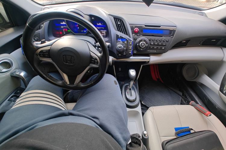 Used Honda CR-Z 2012 hybrid Center Console