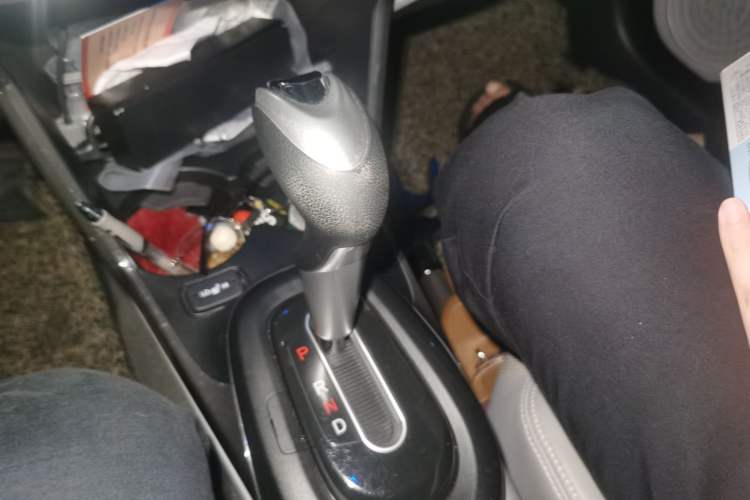Used Honda CR-Z 2012 hybrid Gear Lever