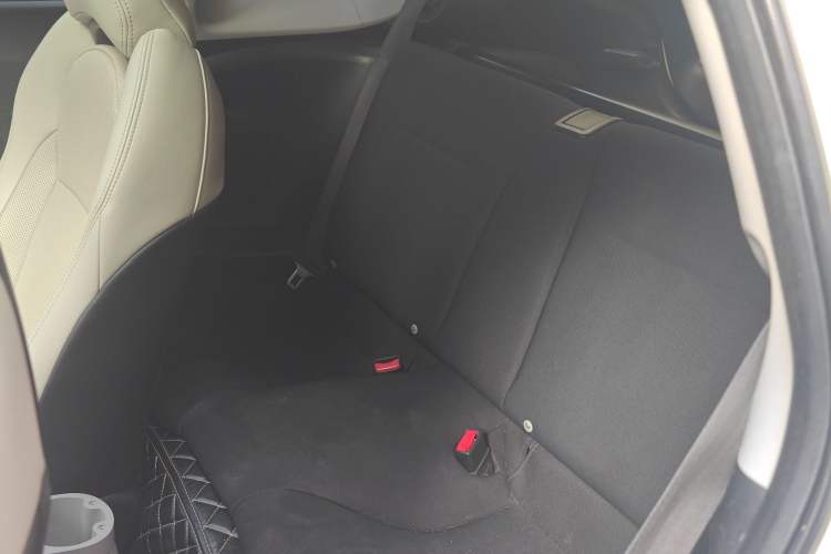 Used Honda CR-Z 2012 hybrid Left Rear Seat