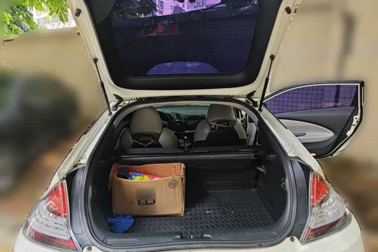 Used Honda CR-Z 2012 hybrid Trunk