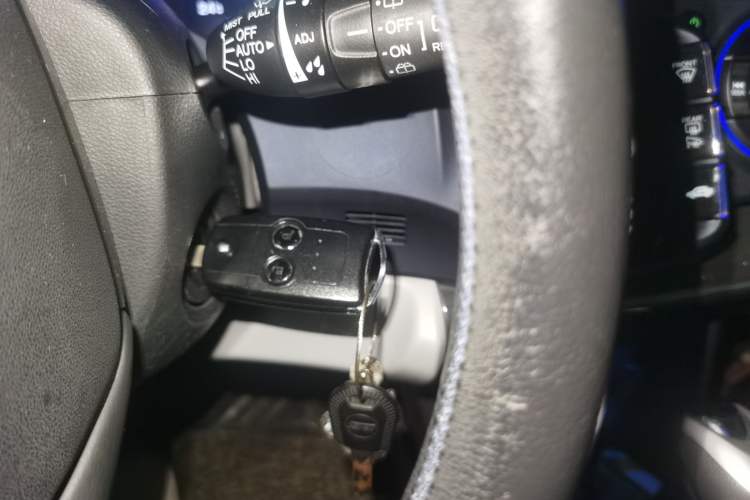 Used Honda CR-Z 2012 hybrid Vehicle Key