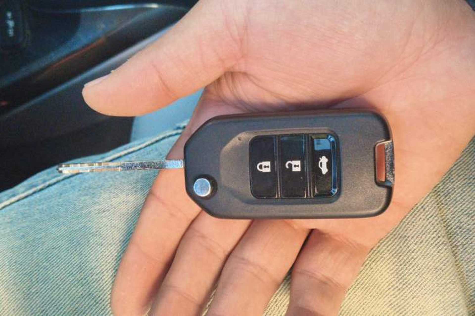 Used Honda CR-Z 2012 hybrid Vehicle Key