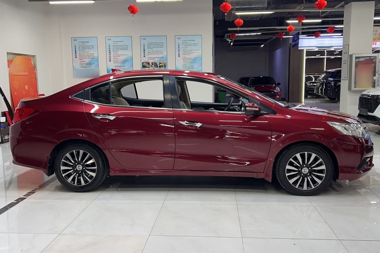 Used Honda Crider 2013 1.8L automatic luxury edition Exterior 2